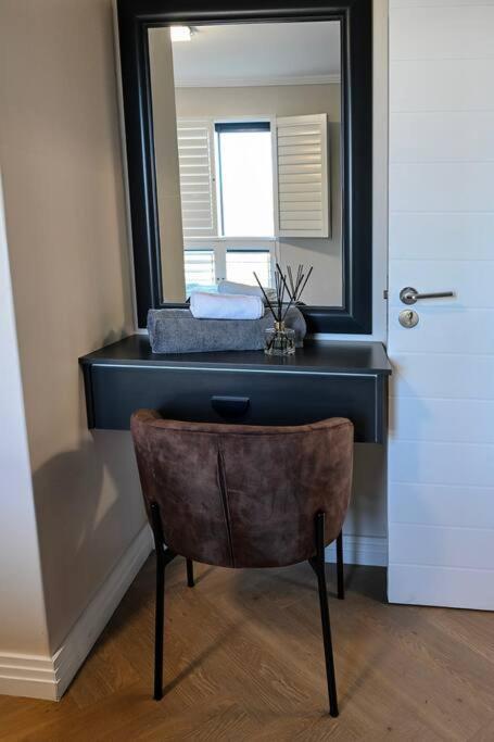 Bgs - Nine Palms Luxury Two Bed Apartment *