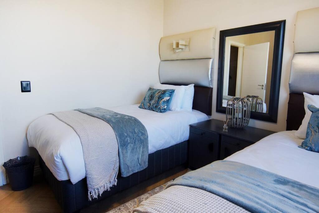 Bgs - Nine Palms Luxury Two Bed